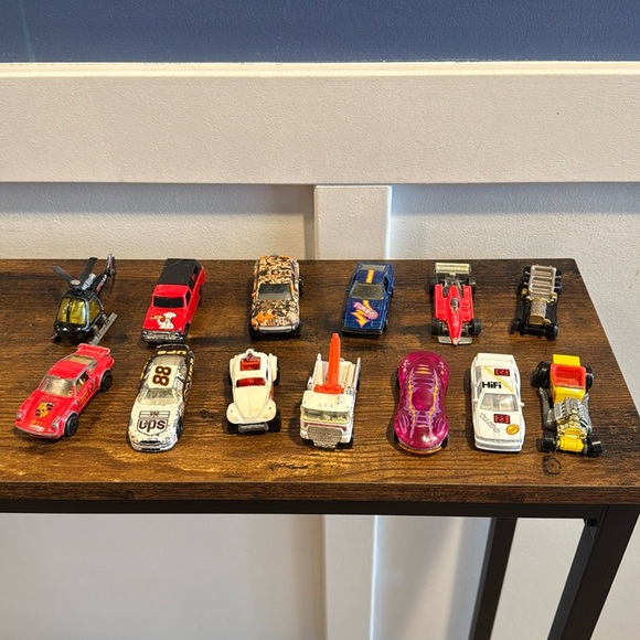 Unique and Rare older hot wheels and matchbox cars 🚘 13 total cars - Picture 1 of 8